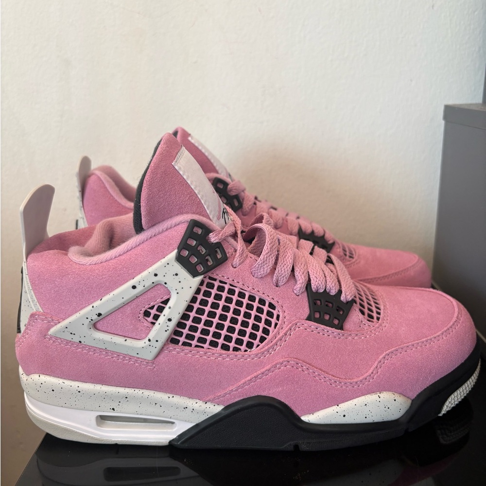 Jordan Pink Suede 'Flight' Logo Basketball Sneakers